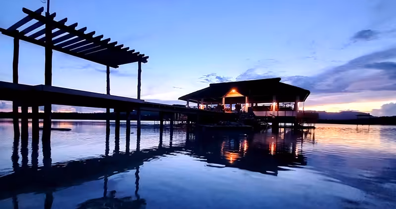 home banner Paran Nuii Resort food